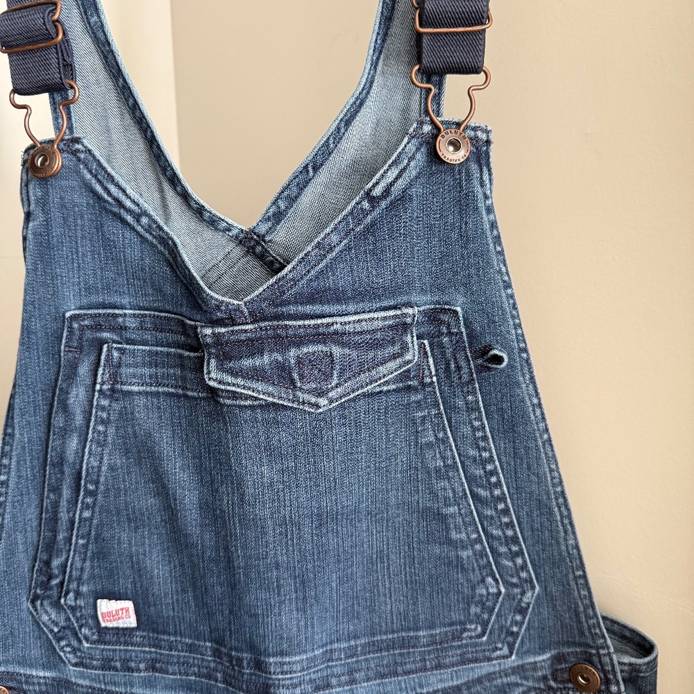 Duluth Trading Co Women’s Double Flex Denim Bib Overalls